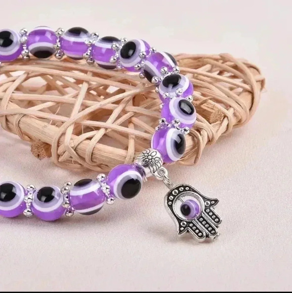 Stylish  ladies watch and bracelet set. NWT - Picture 5 of 6